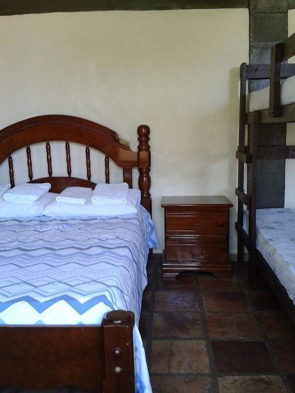Hostel Barra Da Tijuca Tree House ריו דה ז'ניירו חדר תמונה